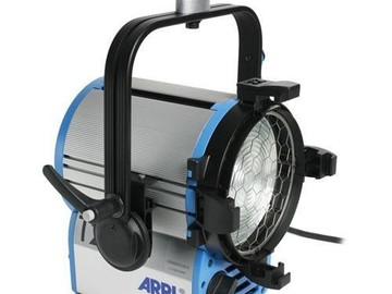 Rent: ARRI T2 2000W Fresnel - (1 of 2)