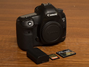Rent: Canon EOS 5D Mark III