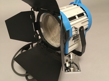 Rent: ARRI 650W Fresnel