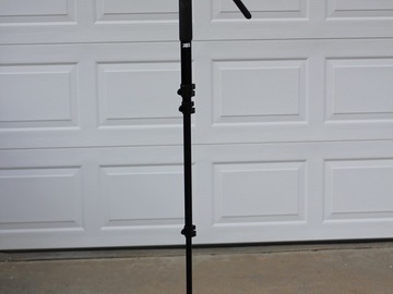 Rent: Manfrotto 561BHDV-1 Fluid Video Monopod and Head