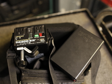 Paul C. Buff Vagabond Mini Lithium Portable Battery