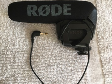 Rent: Rode VideoMic Pro Compact On-Camera Shotgun Microphone