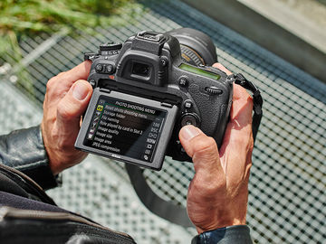 Rent: Nikon D750