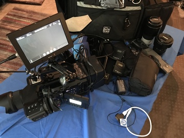 Rent: Blackmagic URSA Mini Pro w/VA 4K 3.5TB Complete ENG/Doc