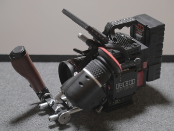 Rent: RED Weapon Helium 8K S35 + Tripod + Media + Display + Power