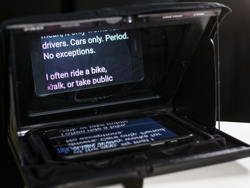 Rent: Pad Prompter TelePrompter, iPad, PromptSmart App, & 15mm Rig