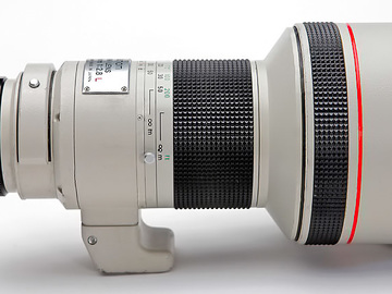 Rent: Canon 300mm f2.8 (PL mount)