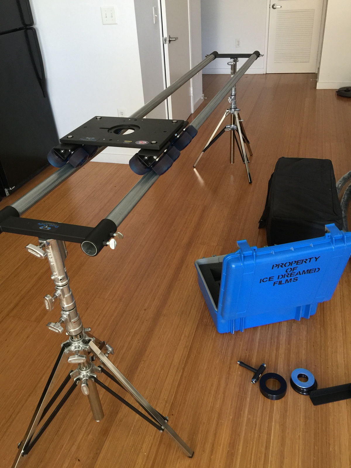Rent a Dana Dolly original kit with curved and straight speed