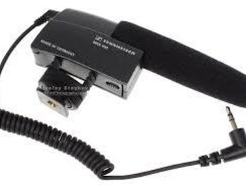 Sennheiser MKE400 with Deadcat and XLR Adapter
