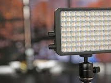 2x Luxli Viola RGB On-Camera LED& Yangnuo YN216 Bicolor LED