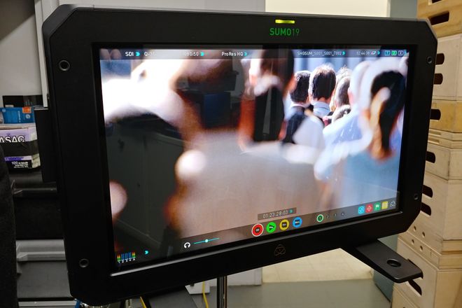 Rent a Atomos Sumo 19