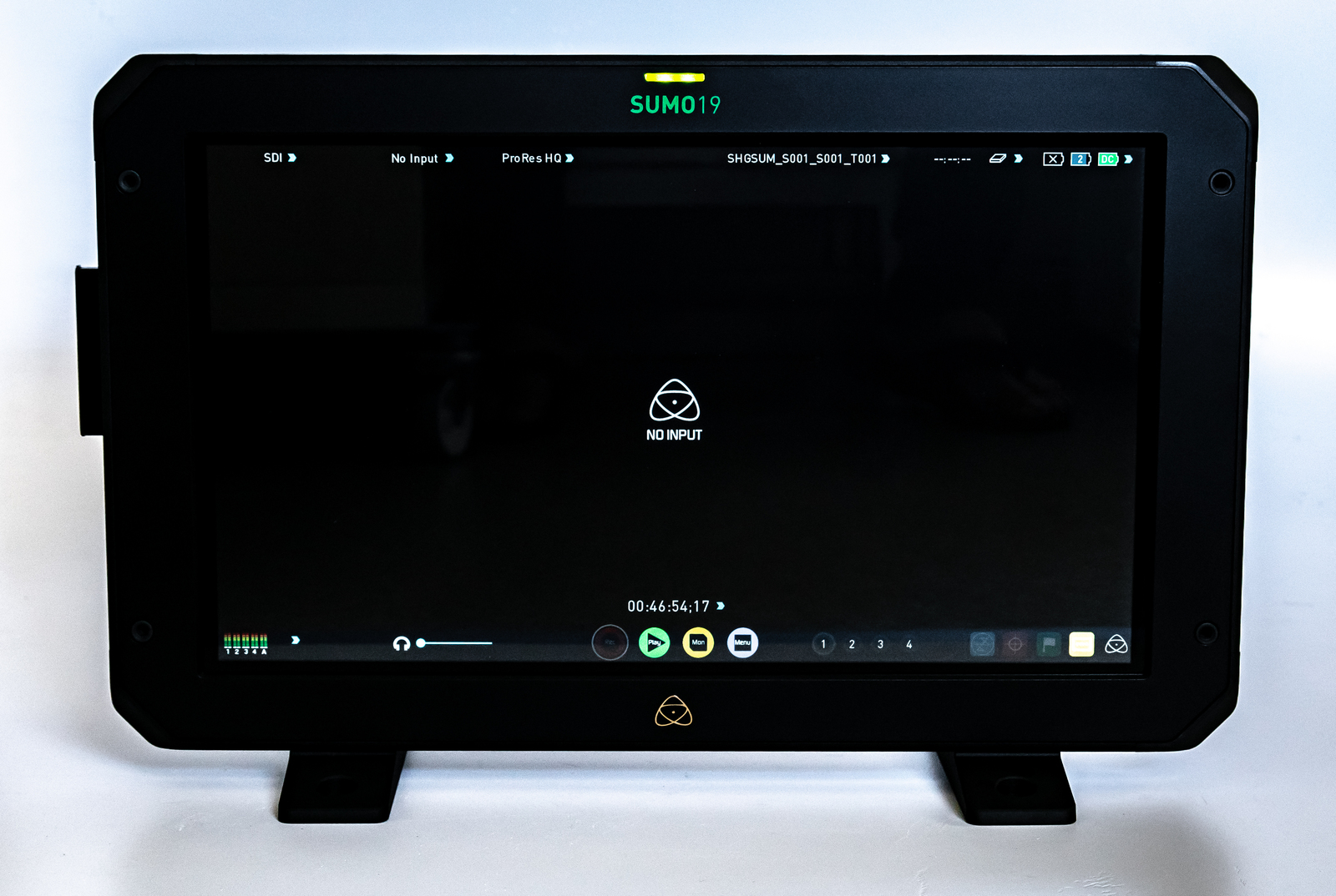 Rent a Atomos Sumo 19