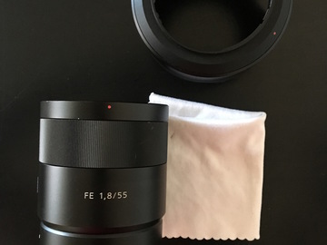 Rent: Sony 55mm F1.8