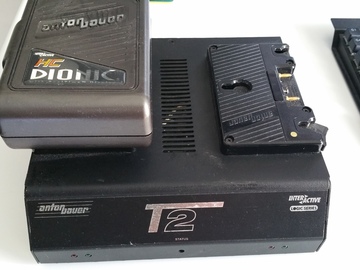 Rent: Anton Bauer T2 Charger and one Dionic HC battery