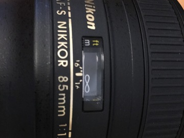 Rent: Nikon 85mm 1.8G