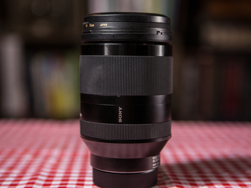Rent: Sony FE 24-240mm f/3.5-6.3 OSS Lens