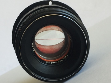 Helios 44-2 T2.0 (58mm) w/ EF Adaptor (Anamorphic Flare)