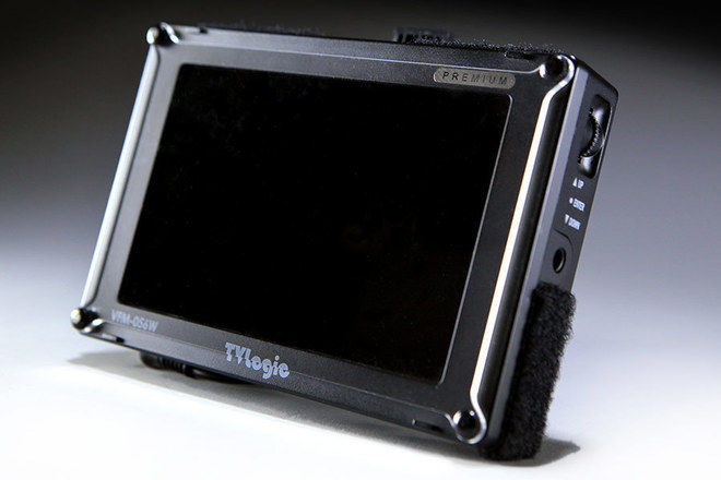 TVlogic VFM-056W 5.6inchモニター