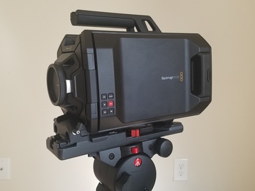 Rent: Blackmagic URSA 4K EF Mount