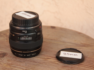 Rent: Canon EF 85mm f/1.8 USM
