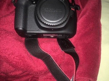 Rent: Canon EOS Rebel T5/1200d