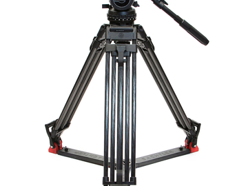 Rent: Sachtler Video 20 iii with Carbon Fiber Legs