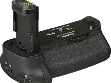 Rent: BG-E11 Battery Grip for Canon 5D mark III