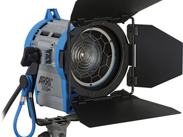 Rent: Arri Fresnel 300W Plus (w/barndoors)