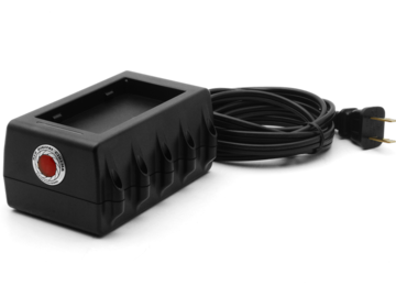 Rent: 2- DSMC TRAVEL CHARGER for Redvolt batteries