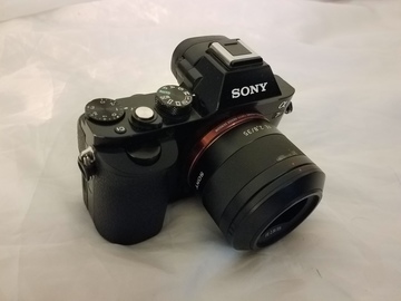 Rent: Sony A7R 36 megapixel full frame mirrorless camera