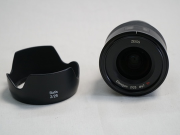 Rent: Zeiss Batis 25mm f/2 Lens
