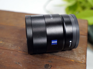 Rent: Sony 55mm ‑ F/1.8
