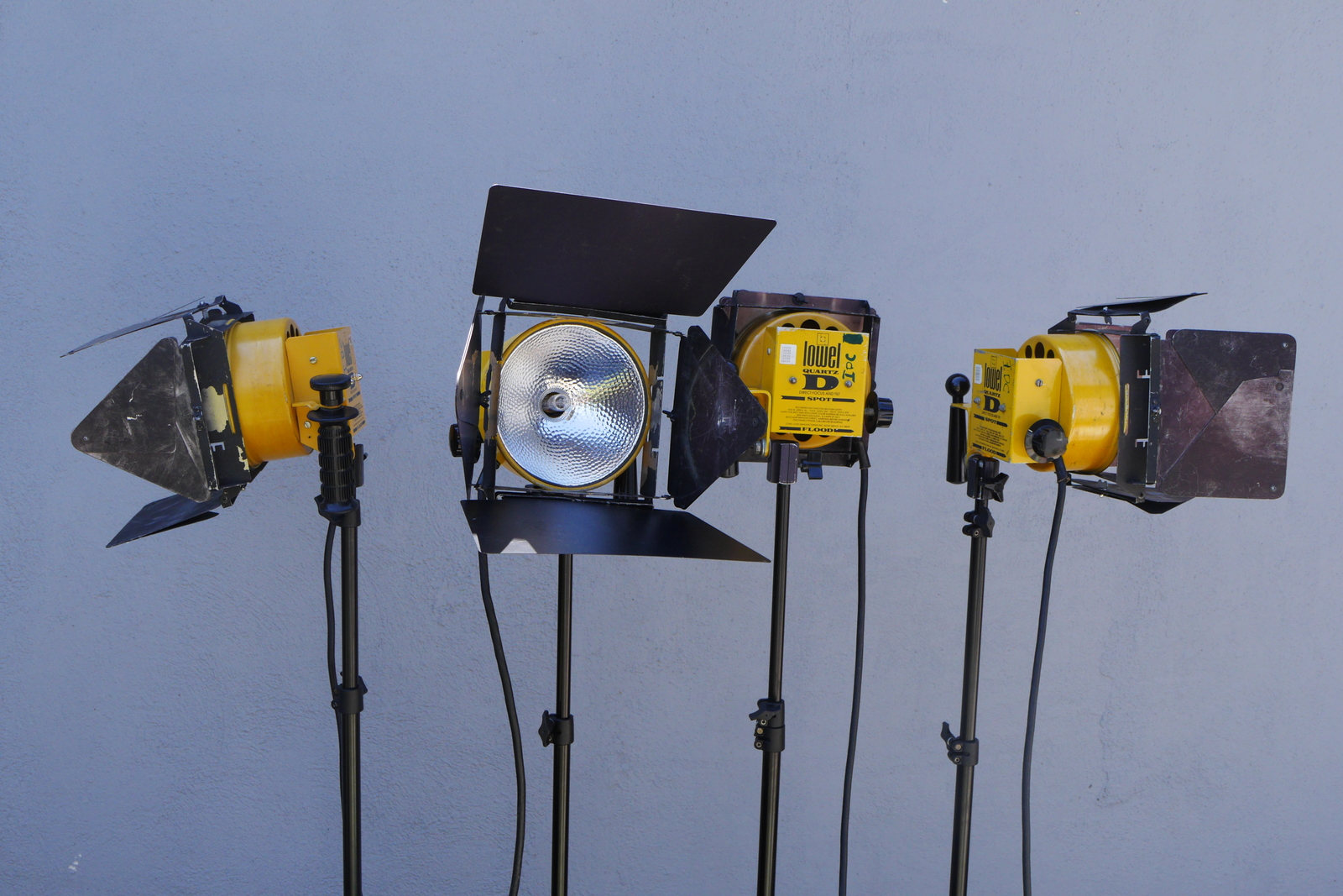 For Sale Lowel D Light (DP Light) 1000W Open Face Kit (4 Lights