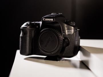 Rent: Canon EOS 60D DSLR Camera
