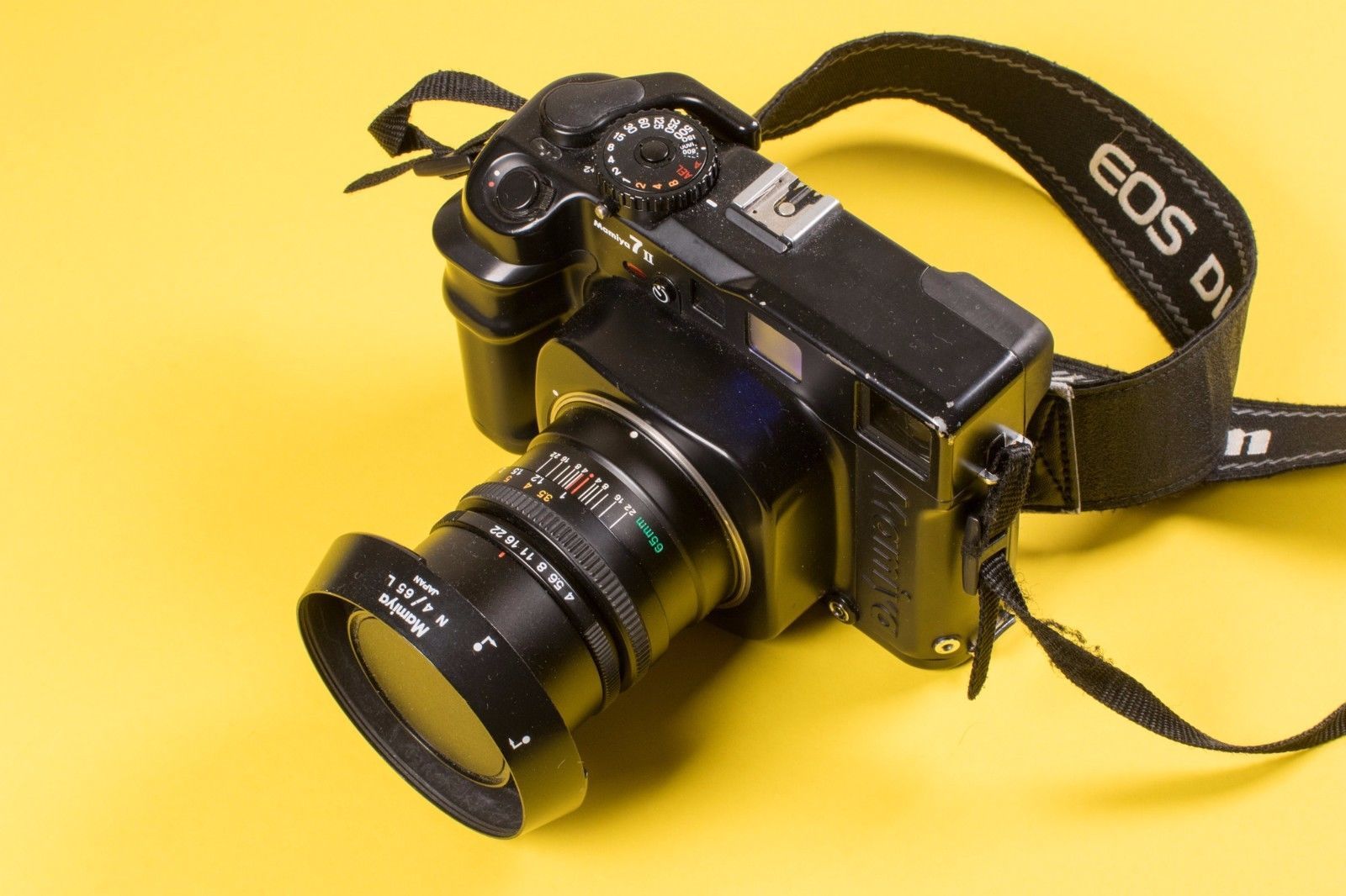 mamiya 7 ii medium format rangefinder