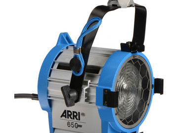Rent: Arri Fresnel 650W