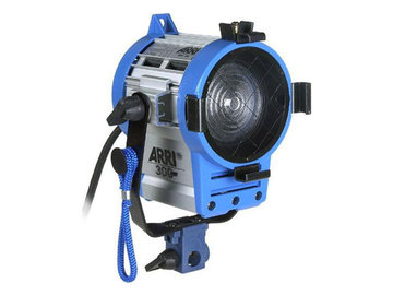 Rent: ARRI 300W Fresnel (1 of 2)