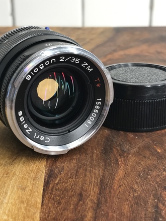 Rent a Zeiss 35mm f2.0 ZM (Leica M-Mount), Best Prices | ShareGrid