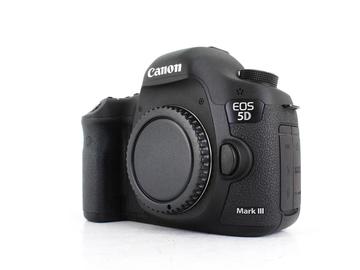 Rent: Canon EOS 5D III