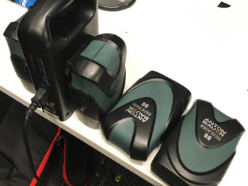 Rent: Anton Bauer Digital G90 Gold Mount Battery (x4) & Charger