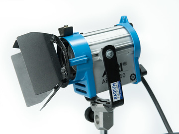 Rent: 150 Watt Arri Fresnel