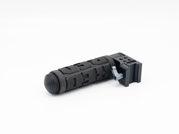 Rent: RED Sliding Top Handle Pack