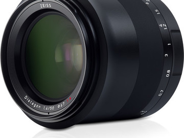 Rent: Zeiss Milvus EF 50mm F/1.4 ZE
