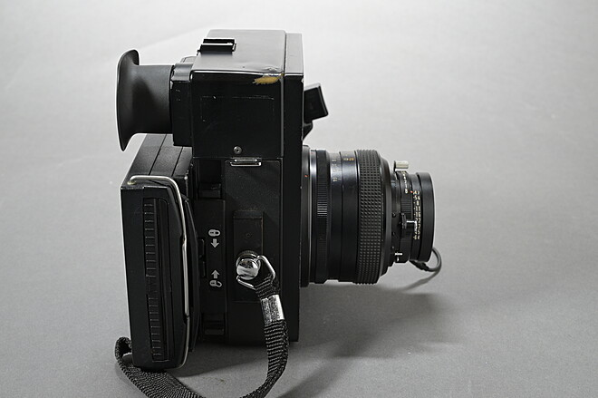 Rent a Polaroid 600se with Mamiya 127mm F/4.7 leaf shutter range