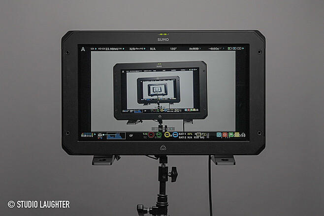 Rent a Atomos Sumo 19