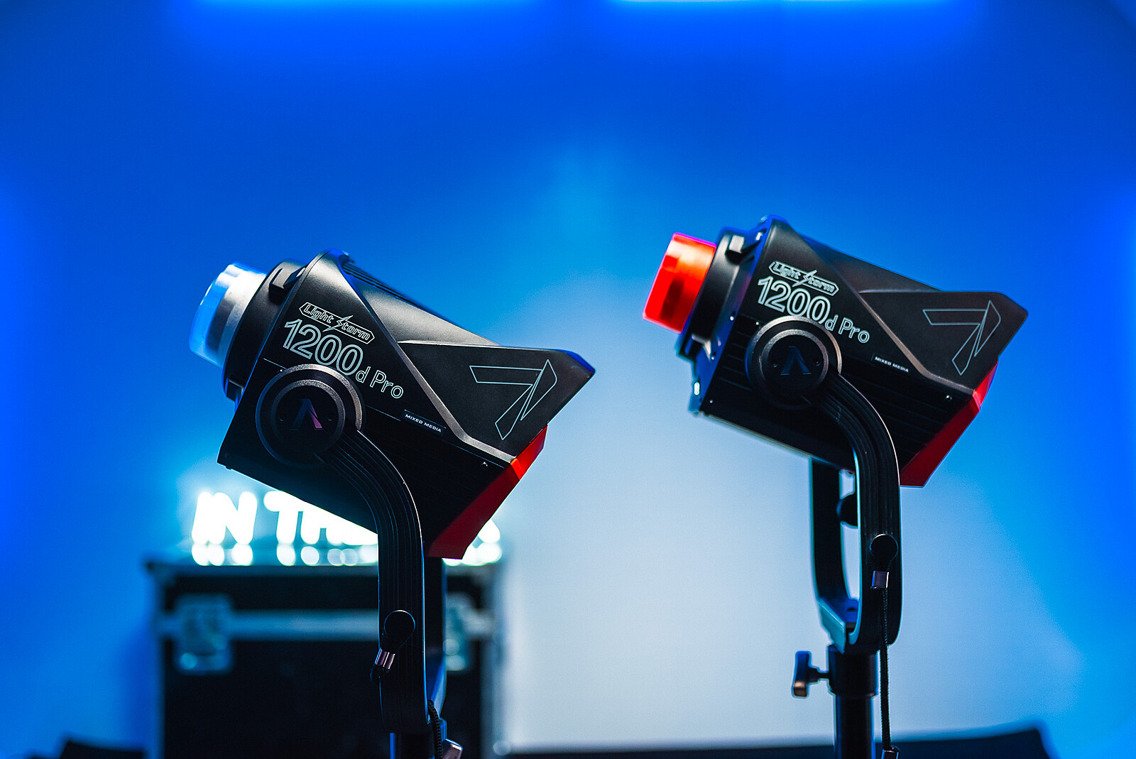 Aputure 1200d ＋　フレネル original-