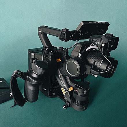 Rent a Ronin 4D | License RAW | DJI SSD 1 TB | DJI Video