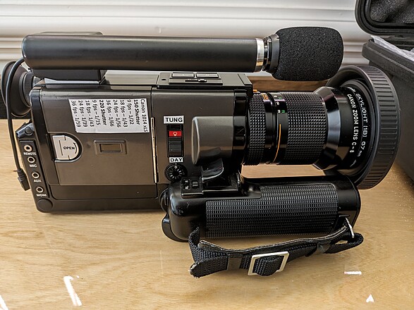 Rent a Canon 1014XL-S Super 8 Camera, Best Prices | ShareGrid