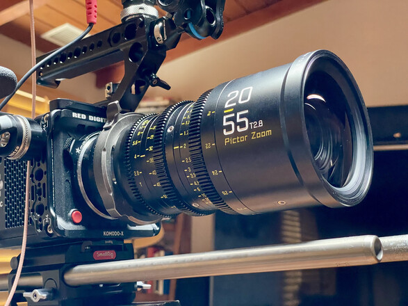 Rent a DZOFilm Pictor 20-55mm and 50-125mm T2.8 S35 Zoom Lens Set