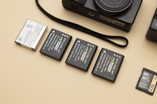 RICOH GRIIIX バッテリー3つ Amazon.com : BM Premium DB-110 Battery for Ricoh GR III, GR IIIx